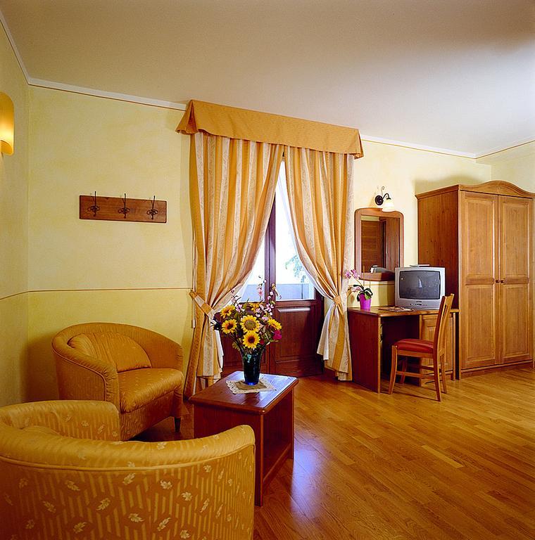 Sole 3* San Zeno di Montagna